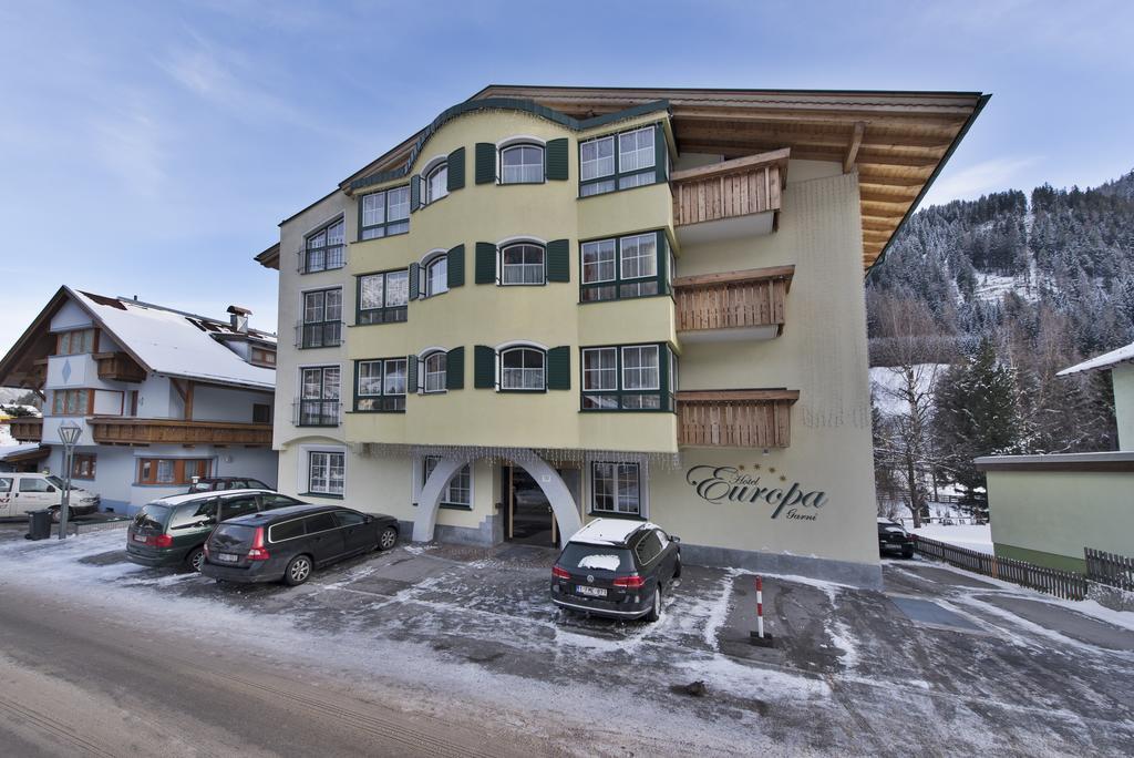 Hotel Garni Europa 장크트안톤암아를베르크 외부 사진