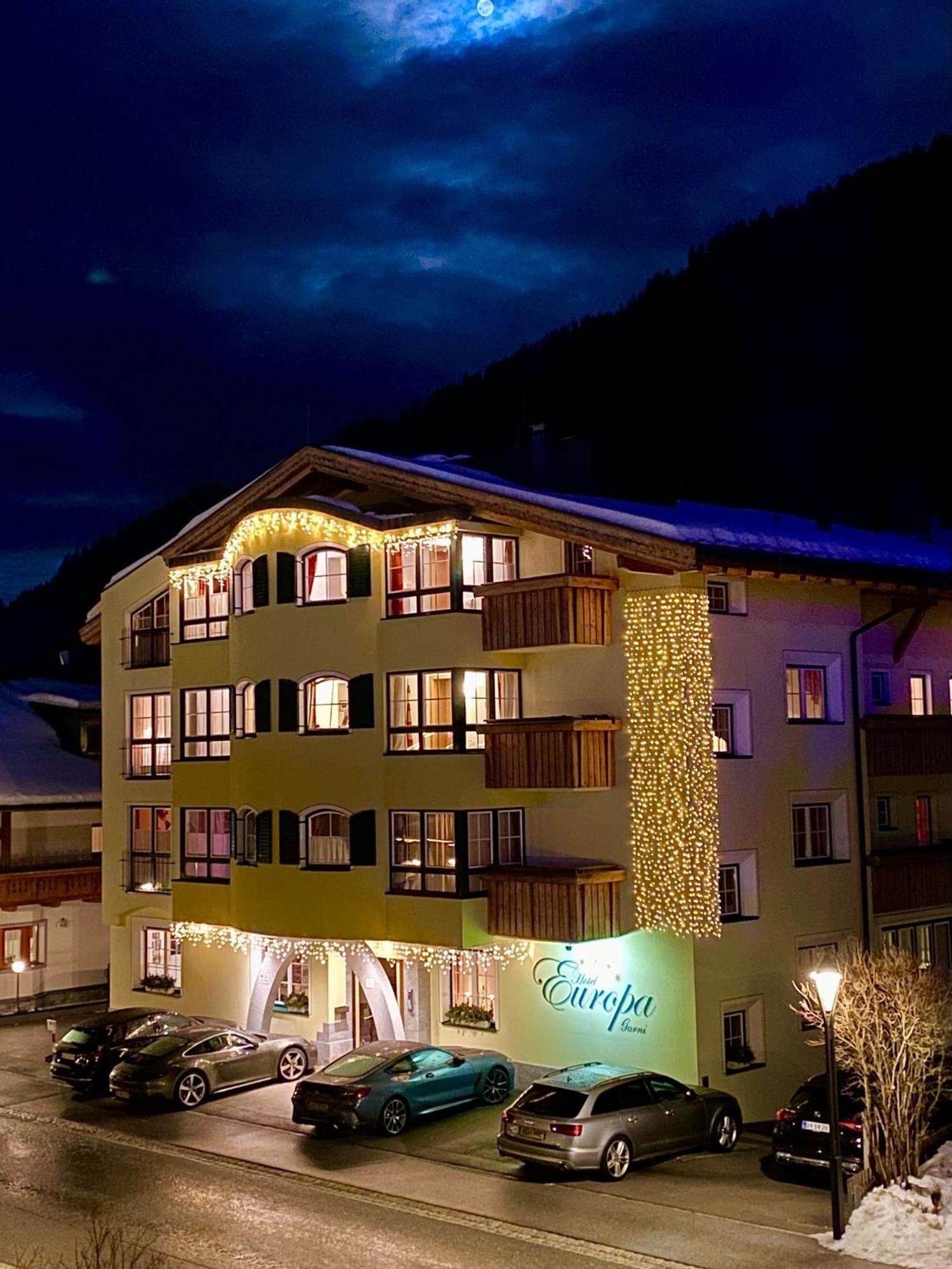 Hotel Garni Europa 장크트안톤암아를베르크 외부 사진